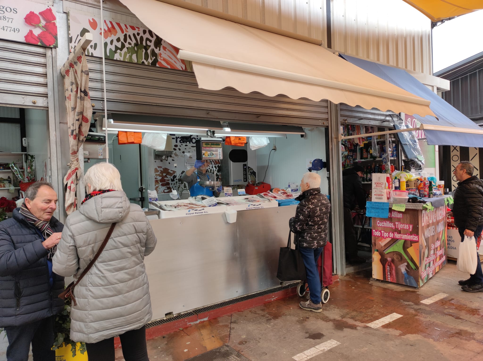 Una imagen de los comerciantes del mercado de La Línea.