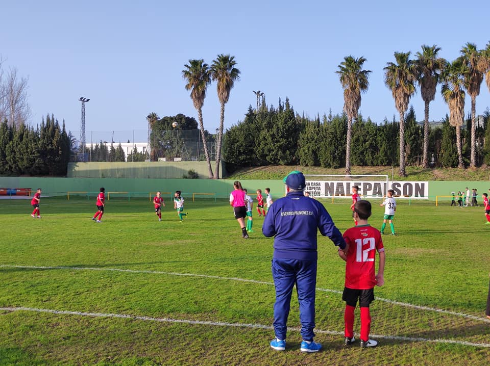 Casi un millar de niños y niñas de todas las edades se reúnen en el Complejo Deportivo de San Rafael por el Día del Deporte