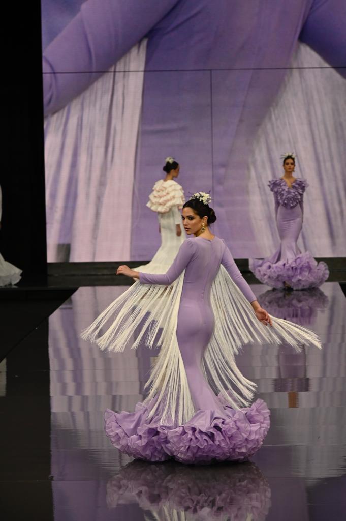 Las flamencas de Gema desfilan en la pasarela Tío Pepe de Jerez. Colección 'Renacer'.