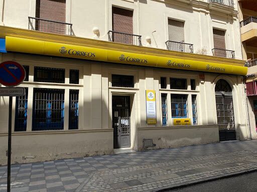 Oficina de Correos en Algeciras. 
