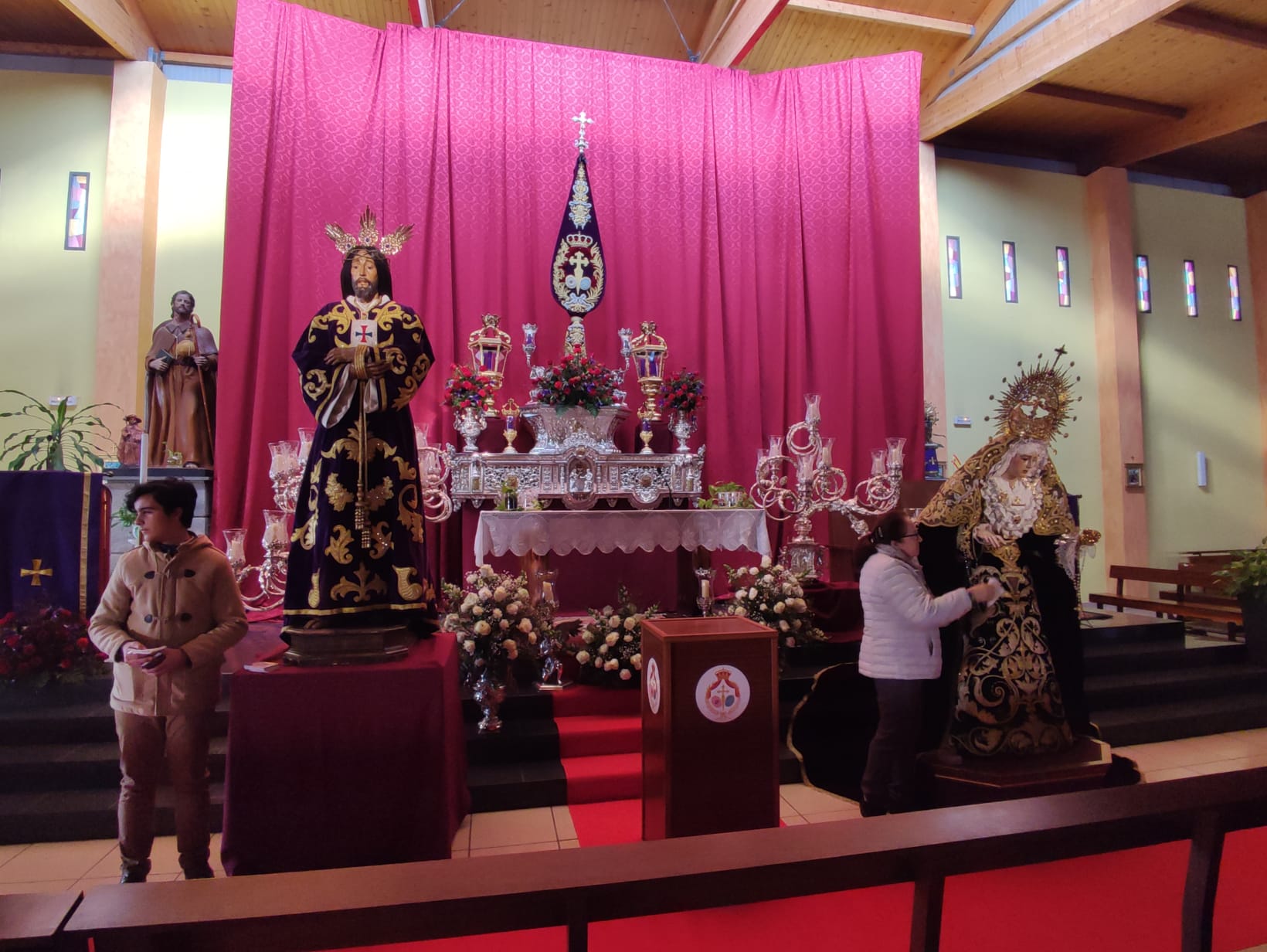  Tradicional besapié al Medinaceli de La Línea