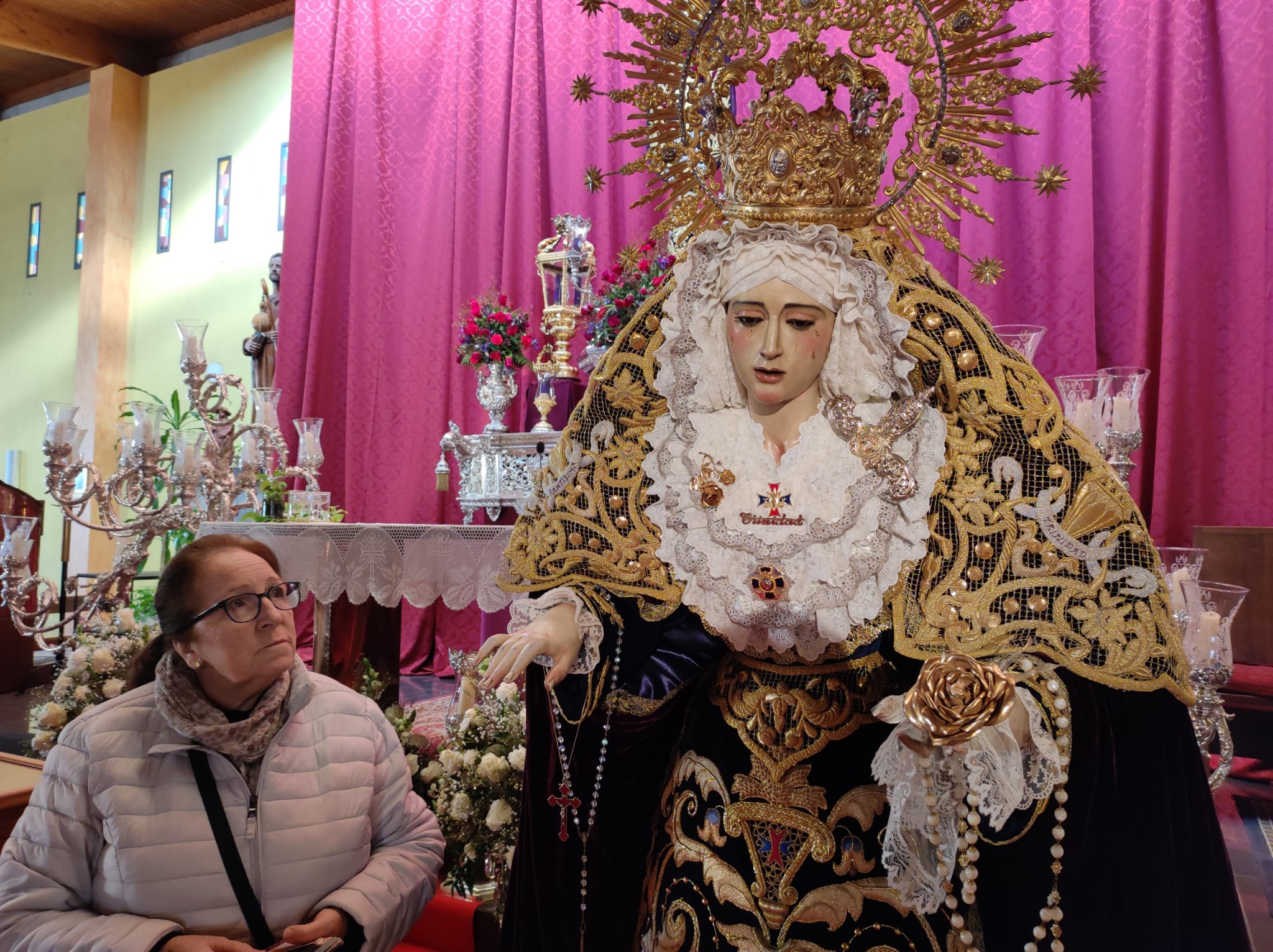  Tradicional besapié al Medinaceli de La Línea