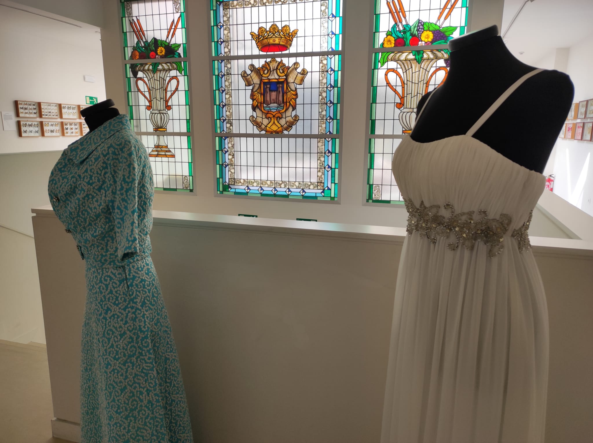 La exposición 'Vísteme: de la alta costura al arte', en imágenes La exposición 'Vísteme: de la alta costura al arte', en imágenes