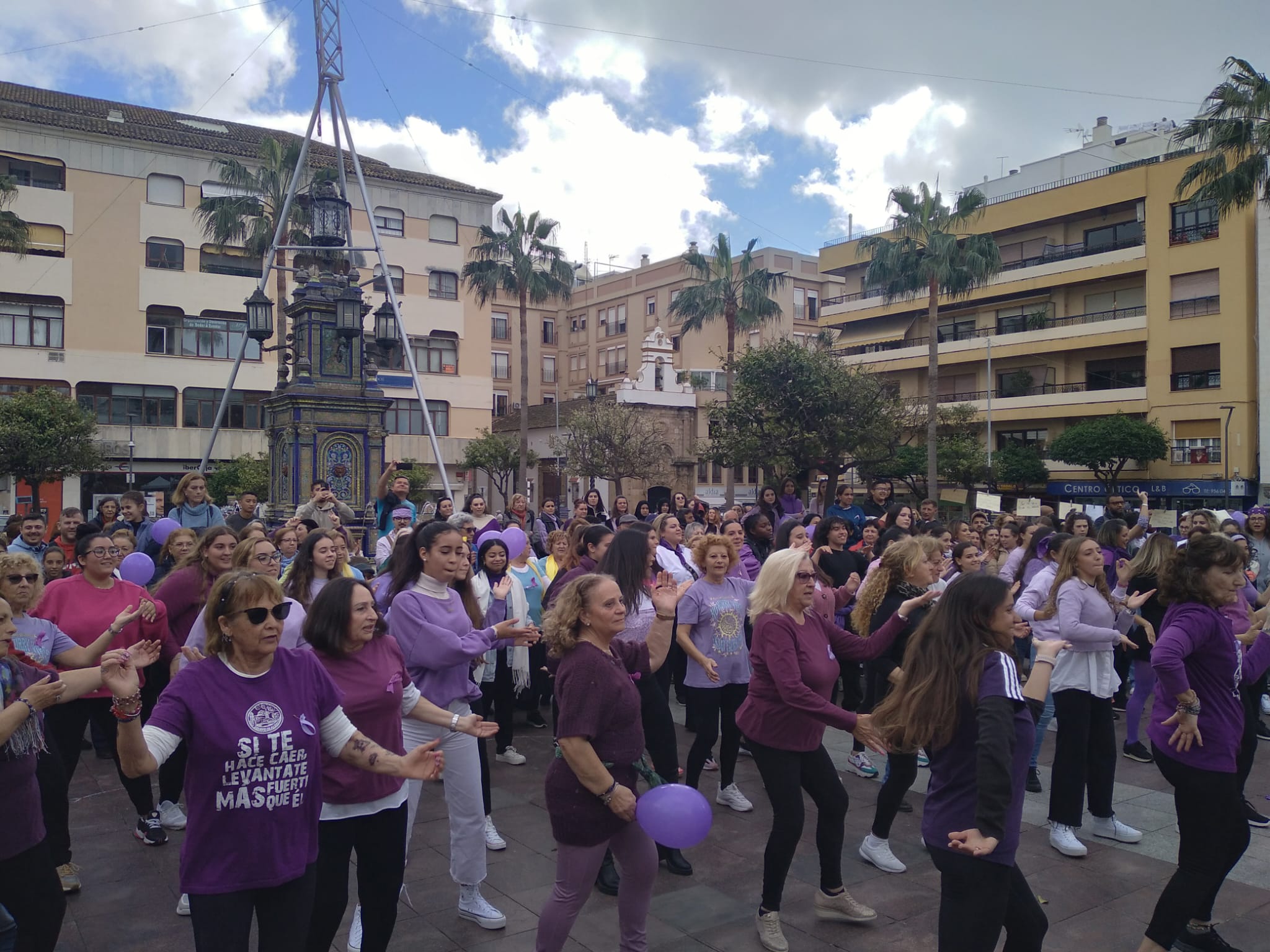 Un acto en la Plaza Alta por el Día Internacional de la Mujer.  Imagen de archivo. 