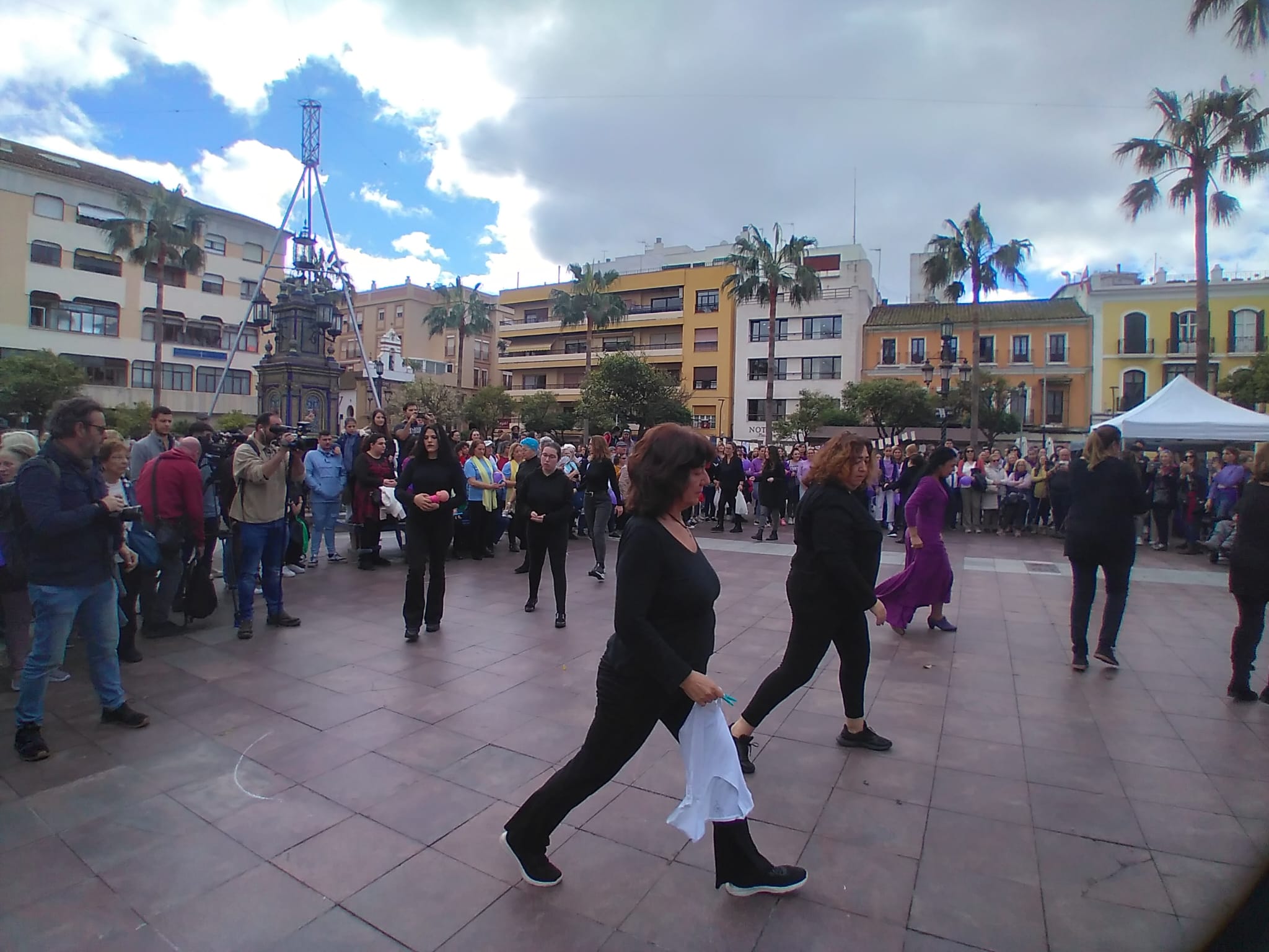 La Plaza Alta en un acto con motivo del Día Internacional de la Mujer. Imagen de archivo. El Mercadillo de Algeciras acogerá este 11 de marzo actividades para conmemorar el Día de la Mujer