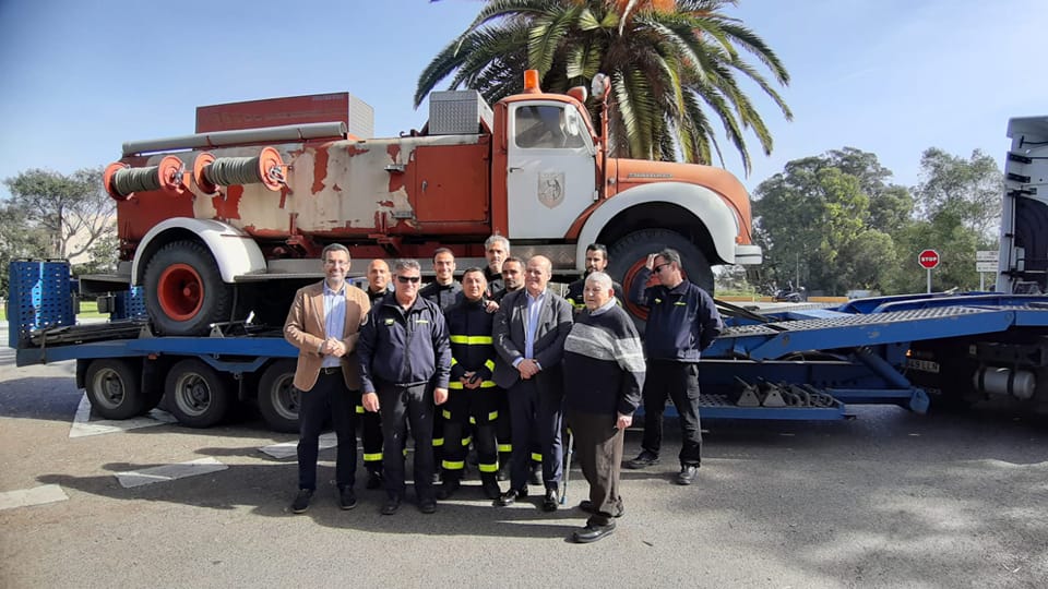 Llega el Magirus a La Línea, el histórico camión de bomberos