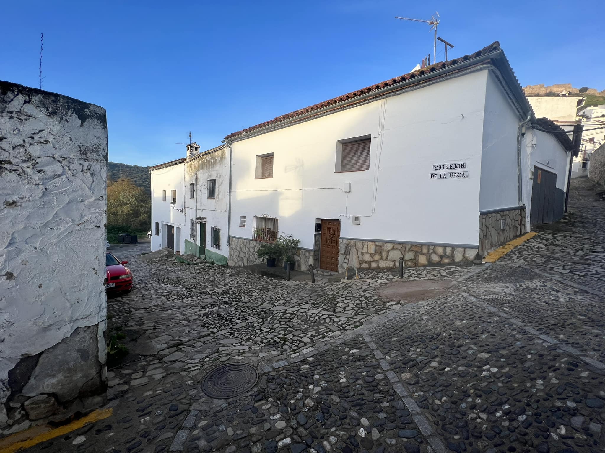 Comienzan las obras en el Callejón de la Vaca en Jimena.