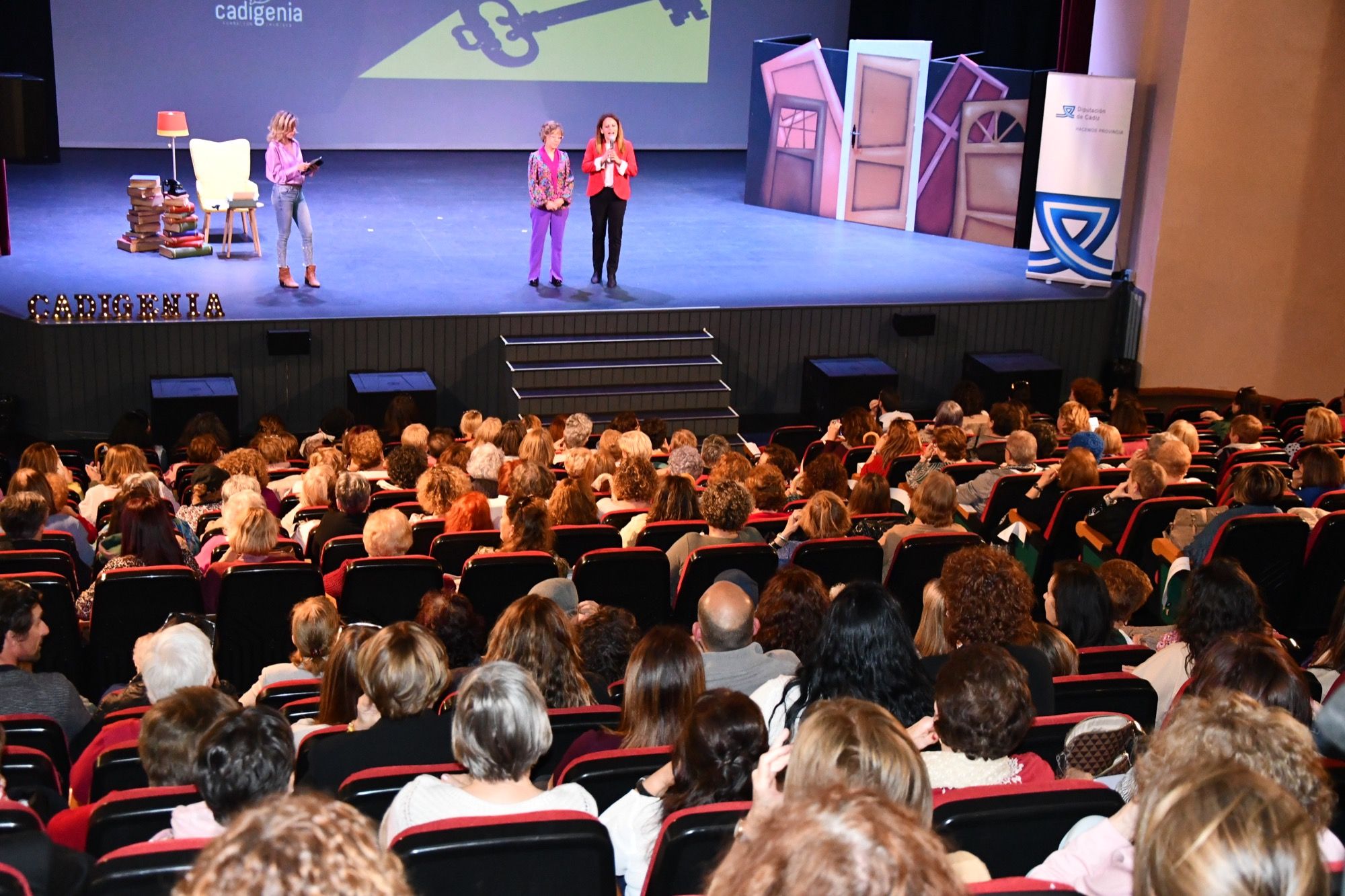 Teatro, música y arte para celebrar el Día de la Mujer en el Juan Luis Galiardo.