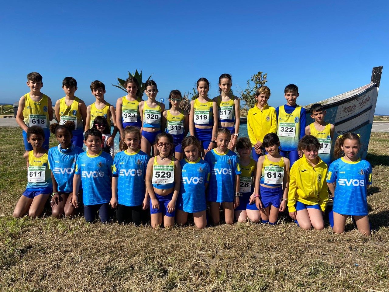 Los participantes del Promoción Algeciras en la XIV Carrera Popular 'Día de Andalucía' en Tarifa