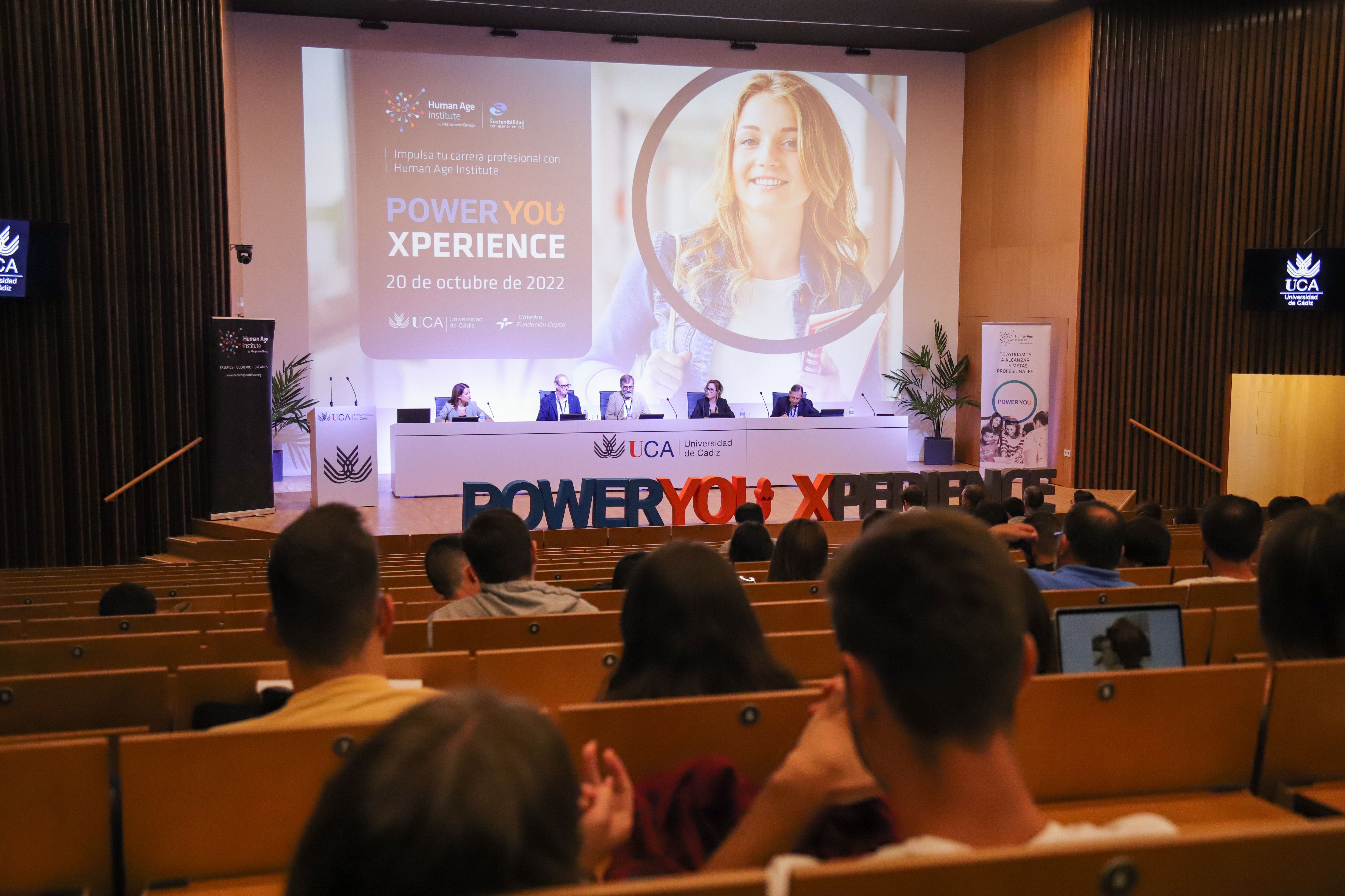 Más de 130 estudiantes completan su formación con la Cátedra Fundación Cepsa en 2022.
