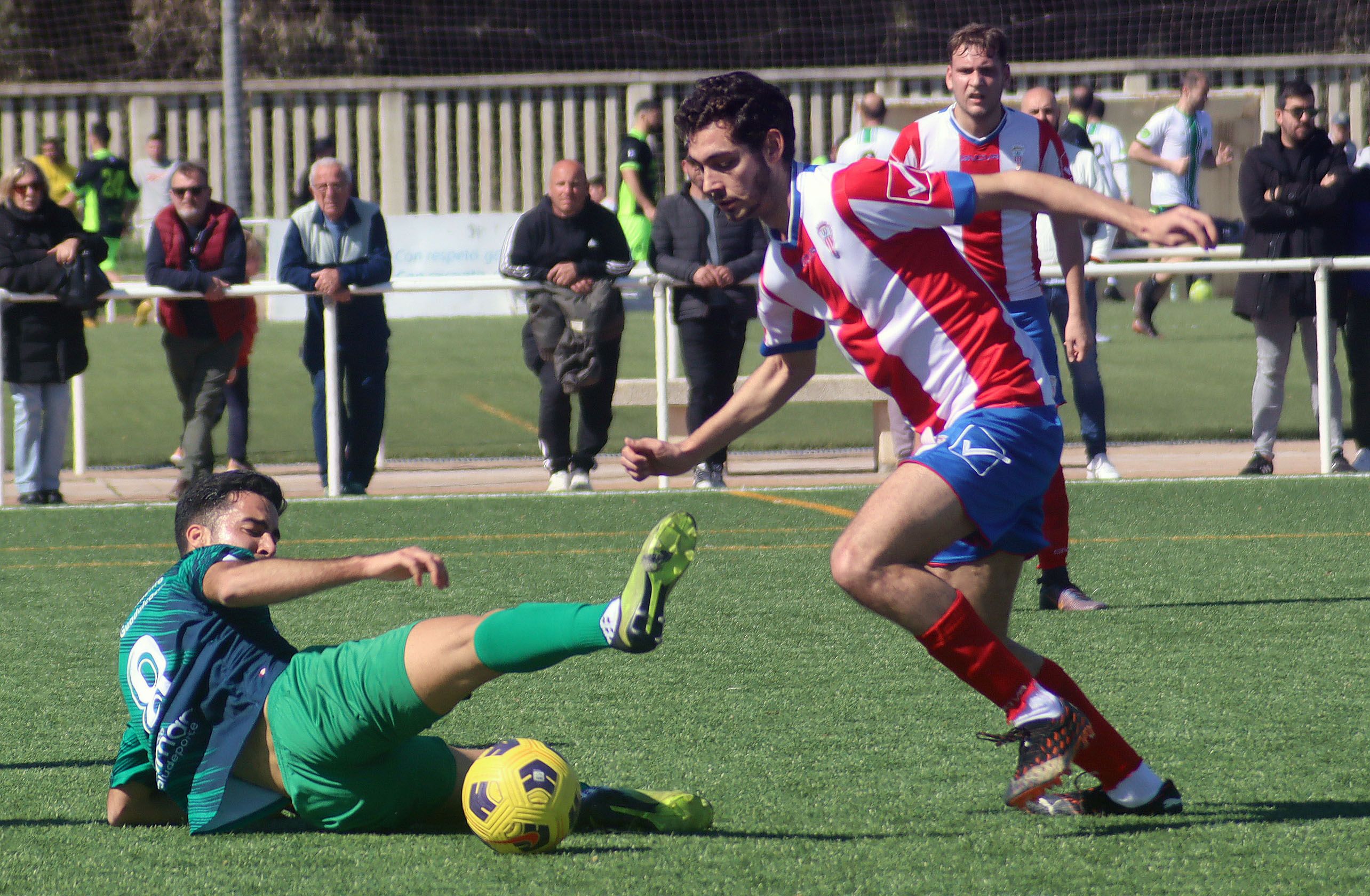 Juanma Rios, jugador del Algeciras CF, en un partido de esta temporada