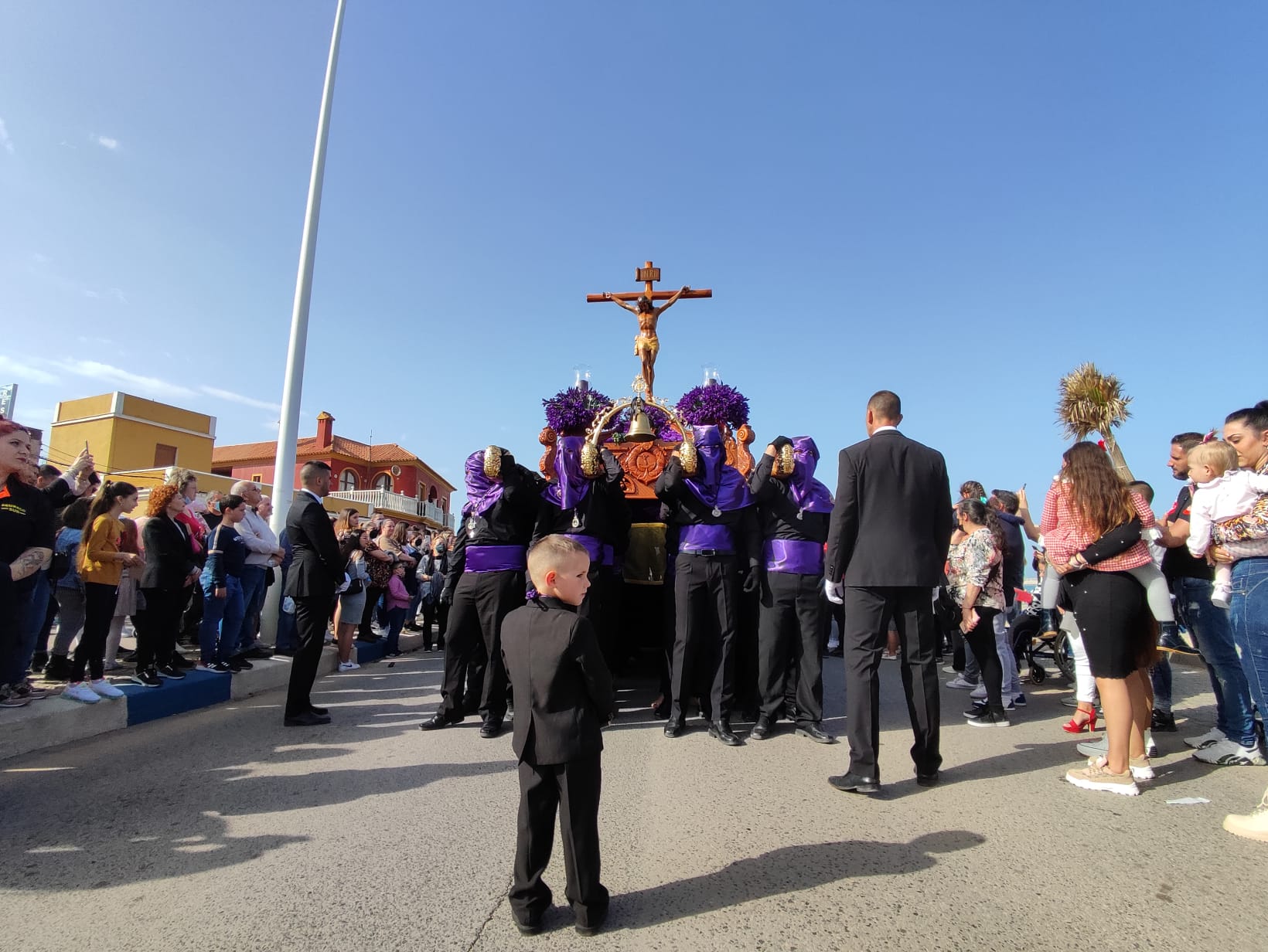 GUÍA DE LA SEMANA SANTA DE LA LÍNEA.