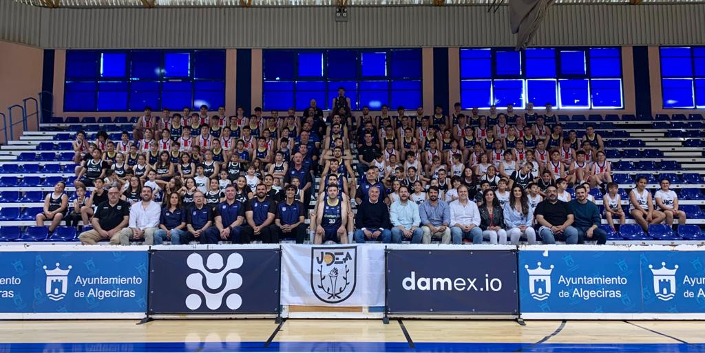 Foto de familia de UDEA Algeciras