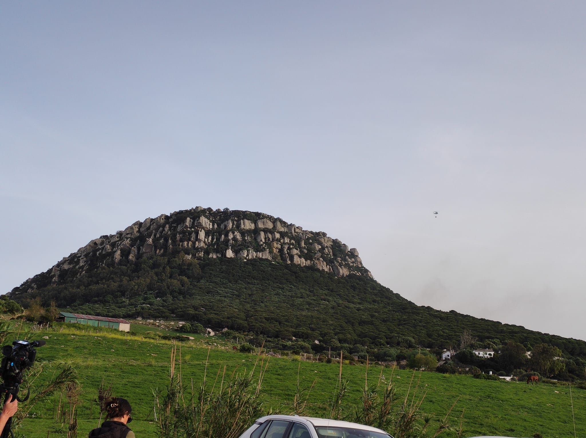 Gibraltar ofrece apoyo en la lucha contra el incendio de Tarifa 
