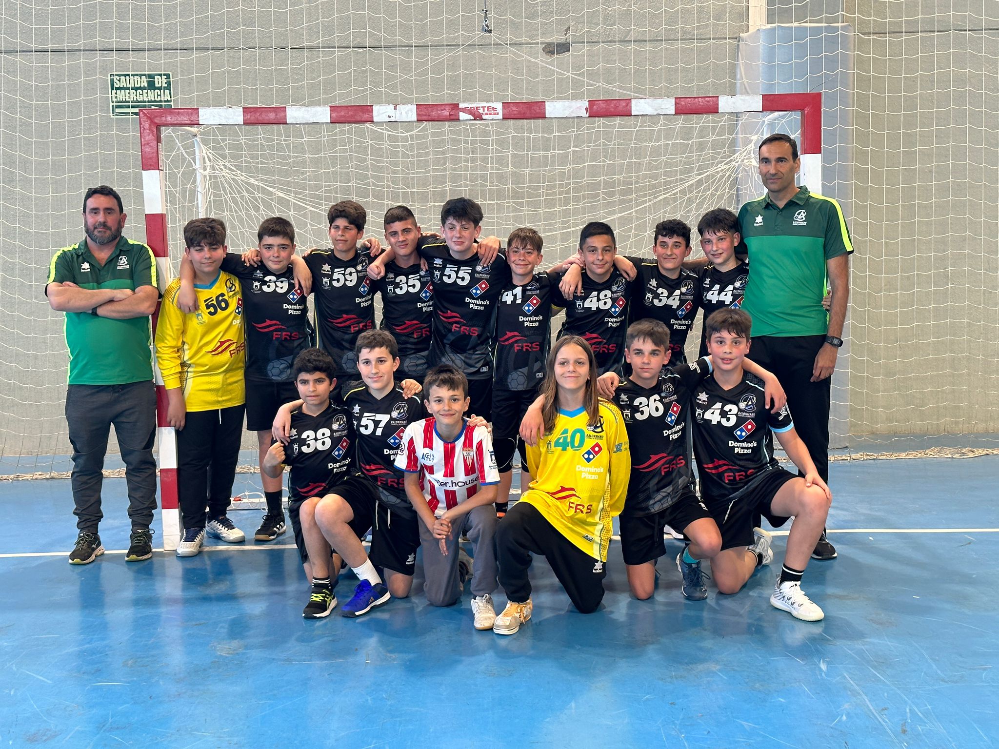 El equipo infantil promesa masculino del BM Ciudad de Algeciras en la Mediterranean Handball Cup de Gandía