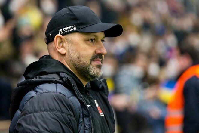 Víctor Basadre, nuevo técnico de la Real Balompédica Linense