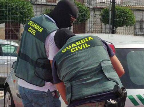 Detenido un hombre que asestó una puñalada en el cuello a una persona en San Enrique de Guadiaro. Foto: Guardia Civil. Imagen de archivo.