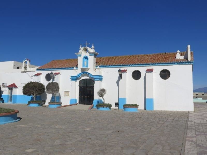 Un joven trans de La Línea denuncia que le impiden hacer la confirmación en su parroquia. En esta imagen, la iglesia del Carmen en una imagen de archivo.