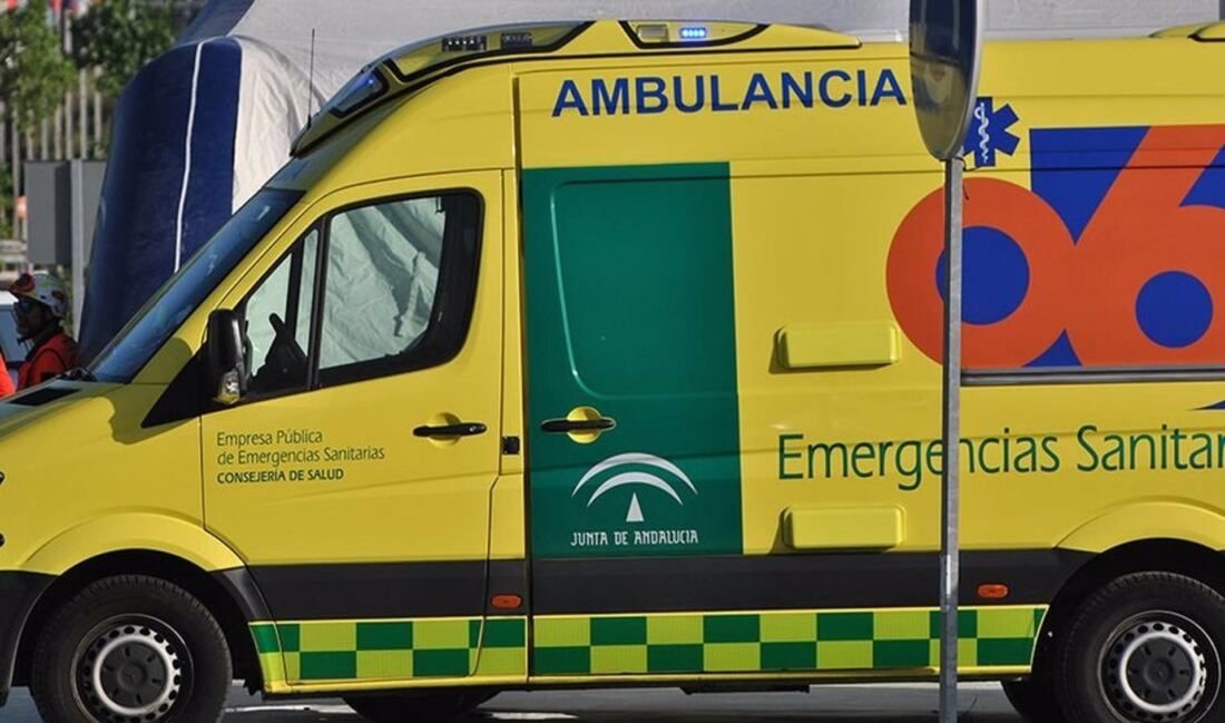 Cádiz.- Sucesos.- Heridas cuatro personas en una colisión entre dos turismos en Algeciras