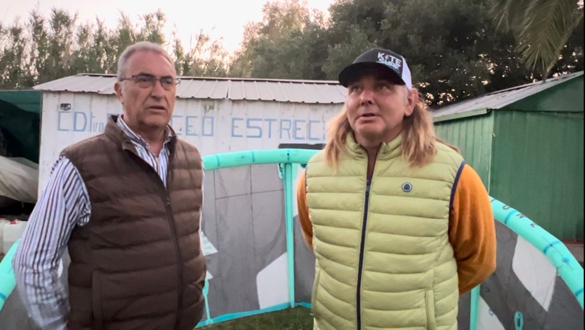 Santos y Beltrán, presidente de Asekita, en la candidatura de Tarifa.