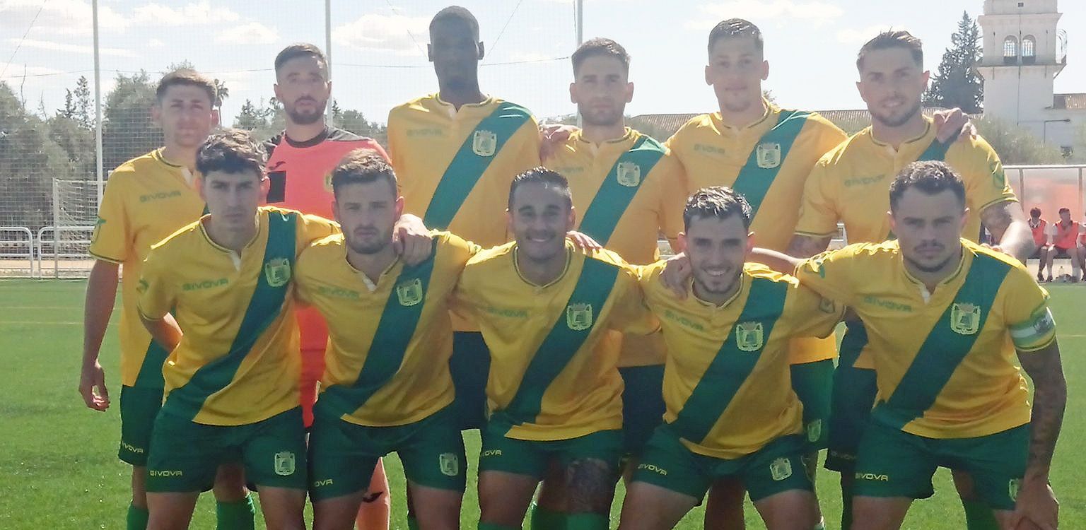 Formación de la UD Los Barrios en casa del Atlético Central, en Sevilla