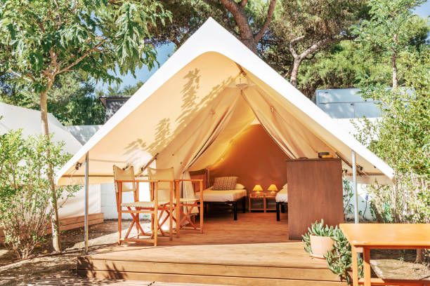 Cabaña en un glamping, en archivo.