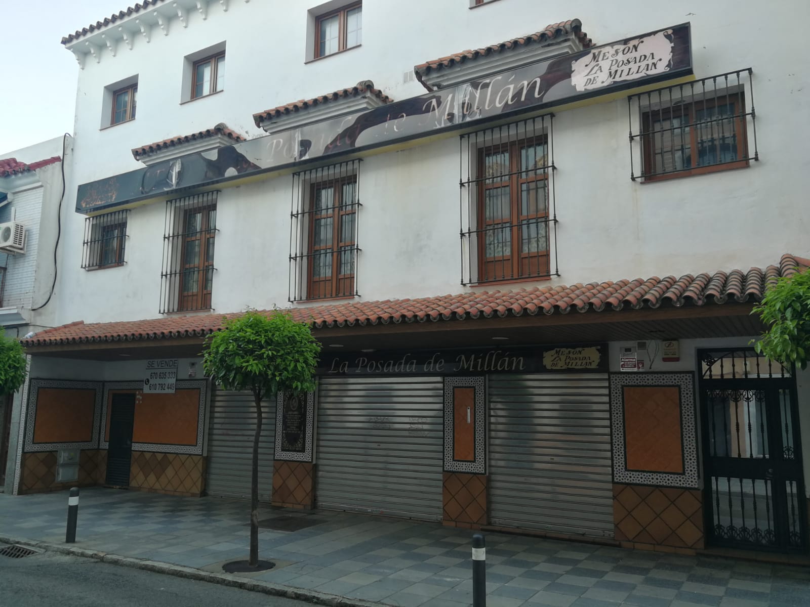Ponen a la venta el local que albergó la Posada de Millán y el mítico Cine Lis en Algeciras.