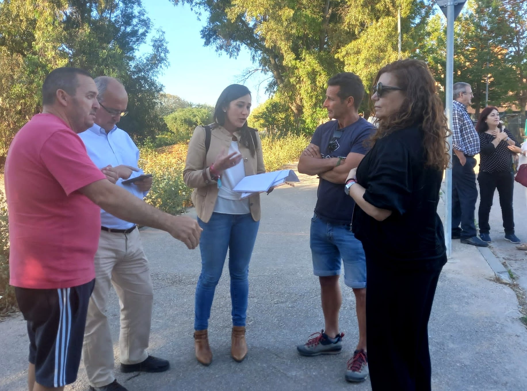 Rocío en visita trazado rotonda Embarcadero.