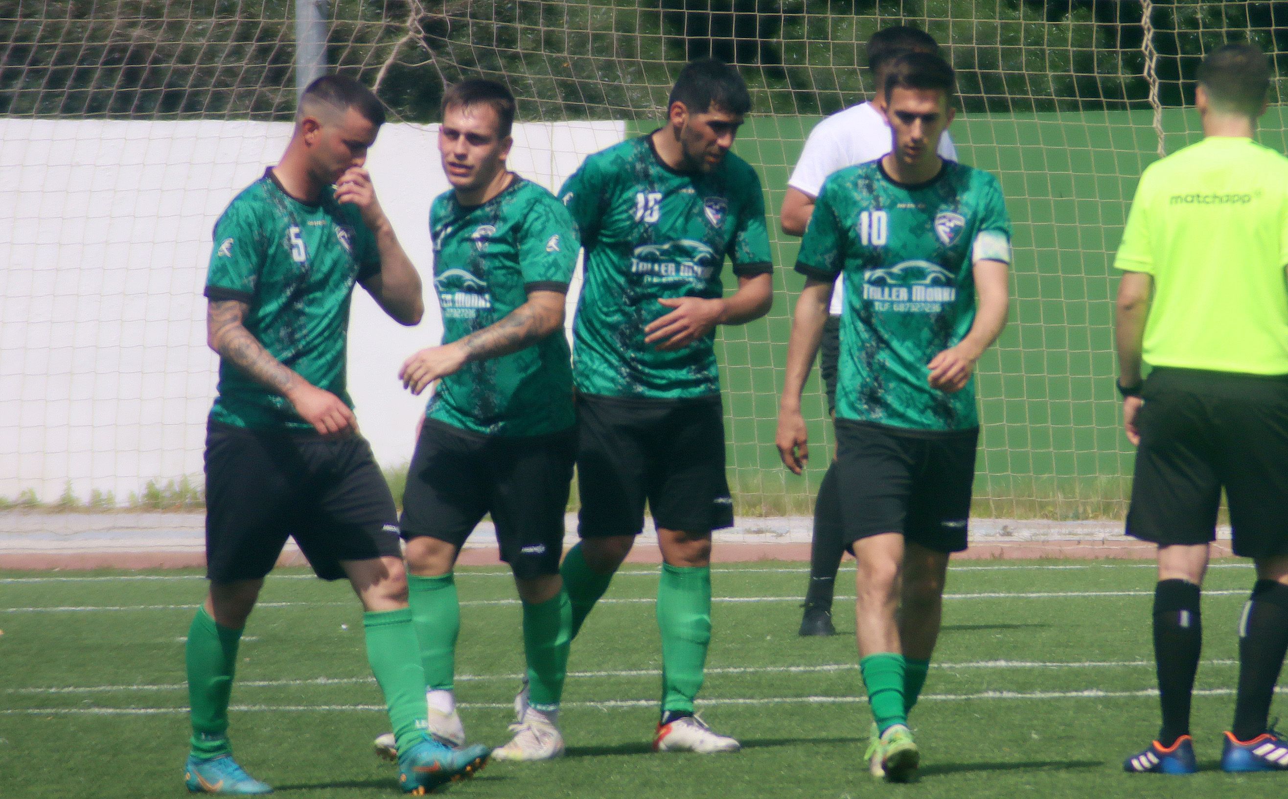 Pitu, Puyi, Leo Carboni e Iván Chacón, tras un gol de la AD Taraguilla de esta temporada