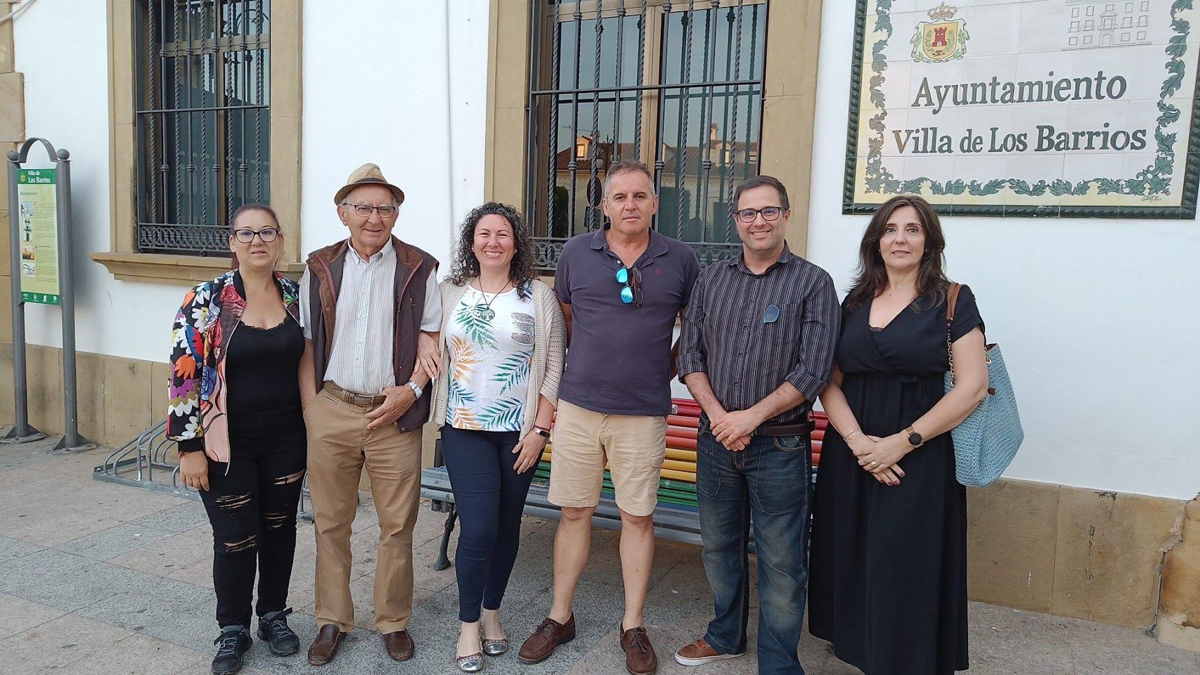 Miembros de Podemos Los Barrios. Podemos Los Barrios destaca su compromiso con la juventud en su programa electoral. 