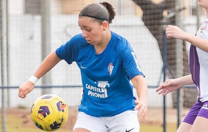 Fátima Díaz, jugadora del San Fernando CDI, en el partido frente al Real jaén