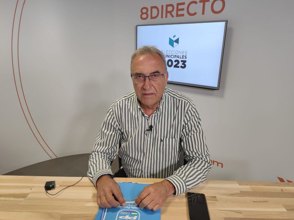 El alcalde de Tarifa, Jose Antonio Santos, en el plató de 8Directo. 