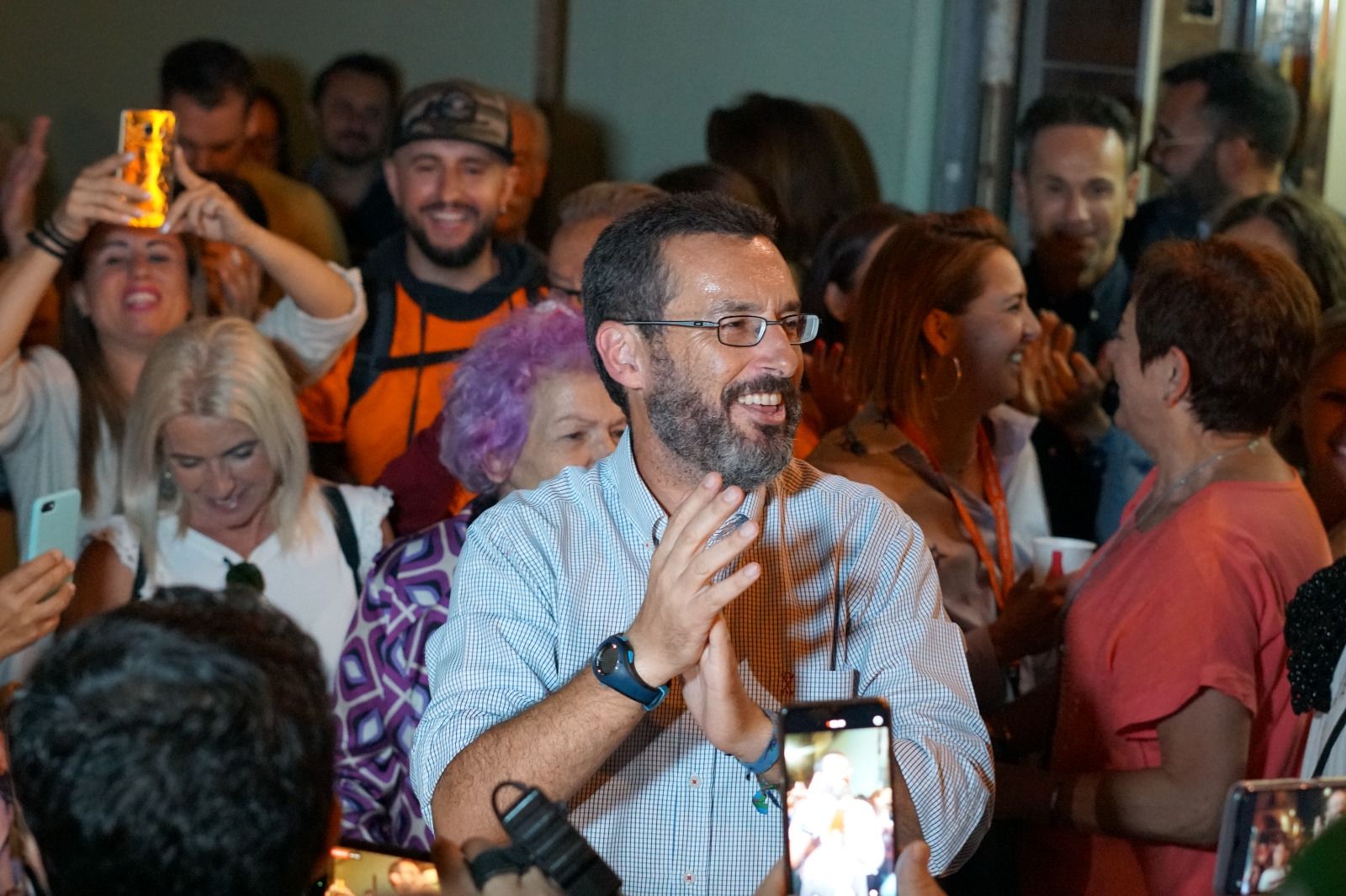 Juan Franco, en la sede La Línea 100x100.