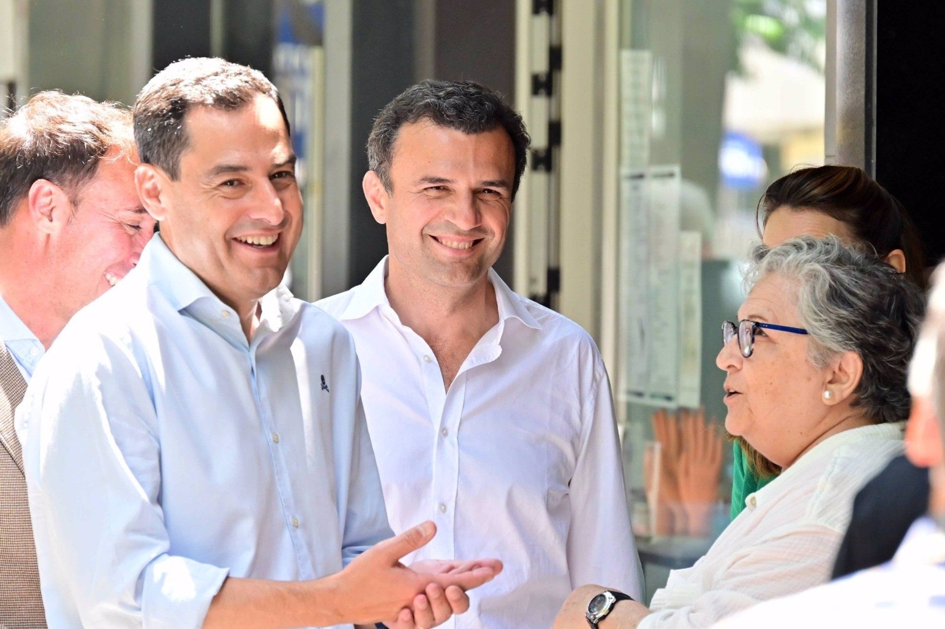 Bruno García con Juanma Moreno en un paseo electoral en Cádiz en la pasada campaña de las municipales.