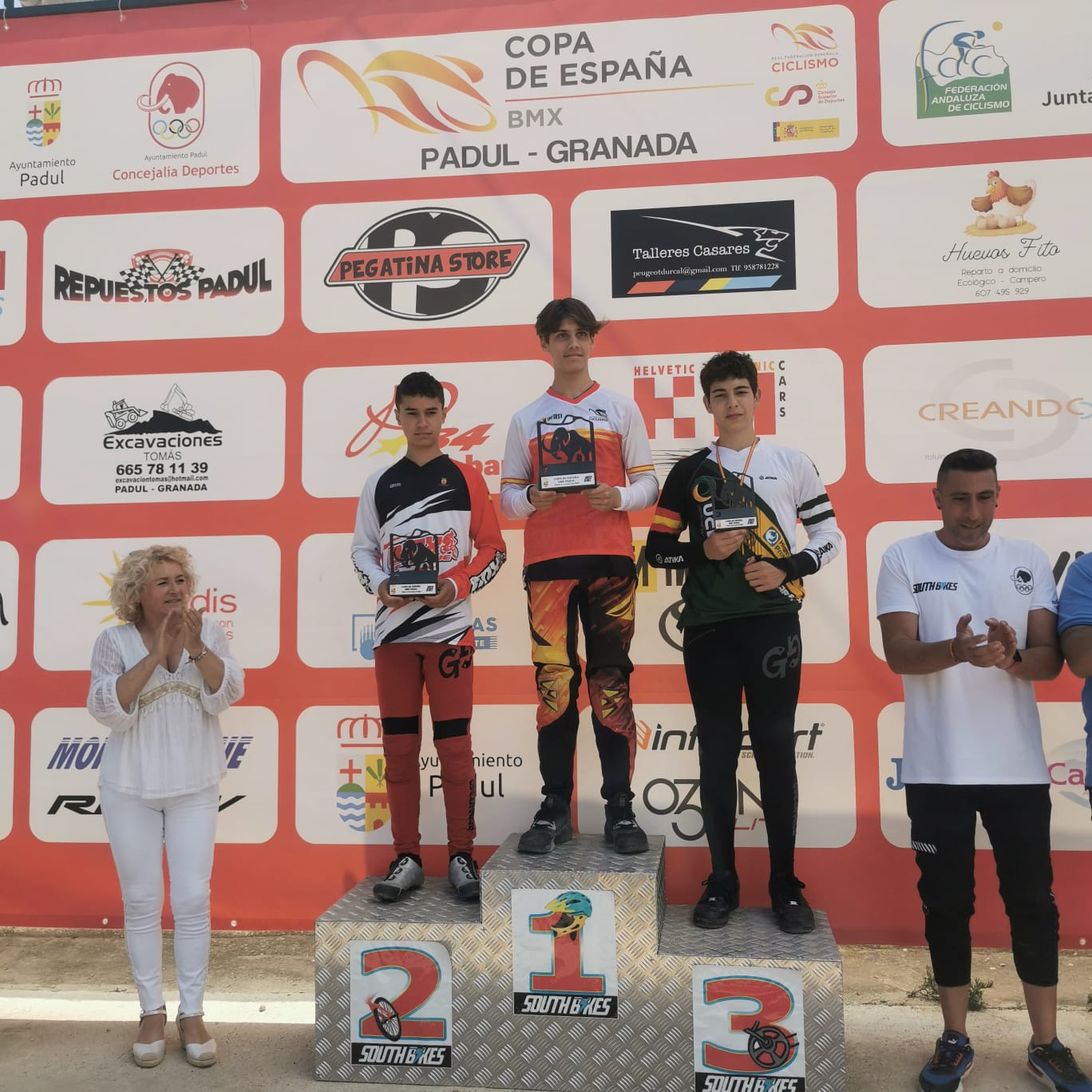 Iván Corral (BMX San Roque) y David Mendoza (UC Los Barrios), podio en la Copa de España