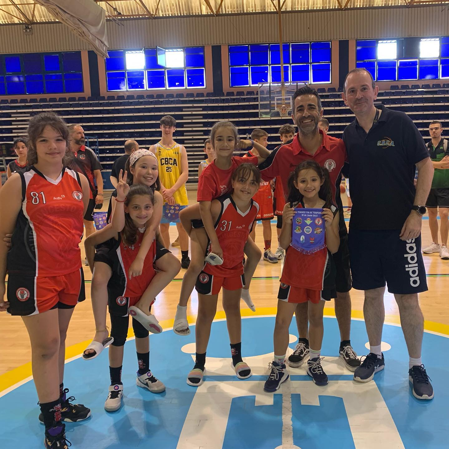 Éxito de participación y compañerismo en el torneo de fin de curso del CB Ciudad de Algeciras 