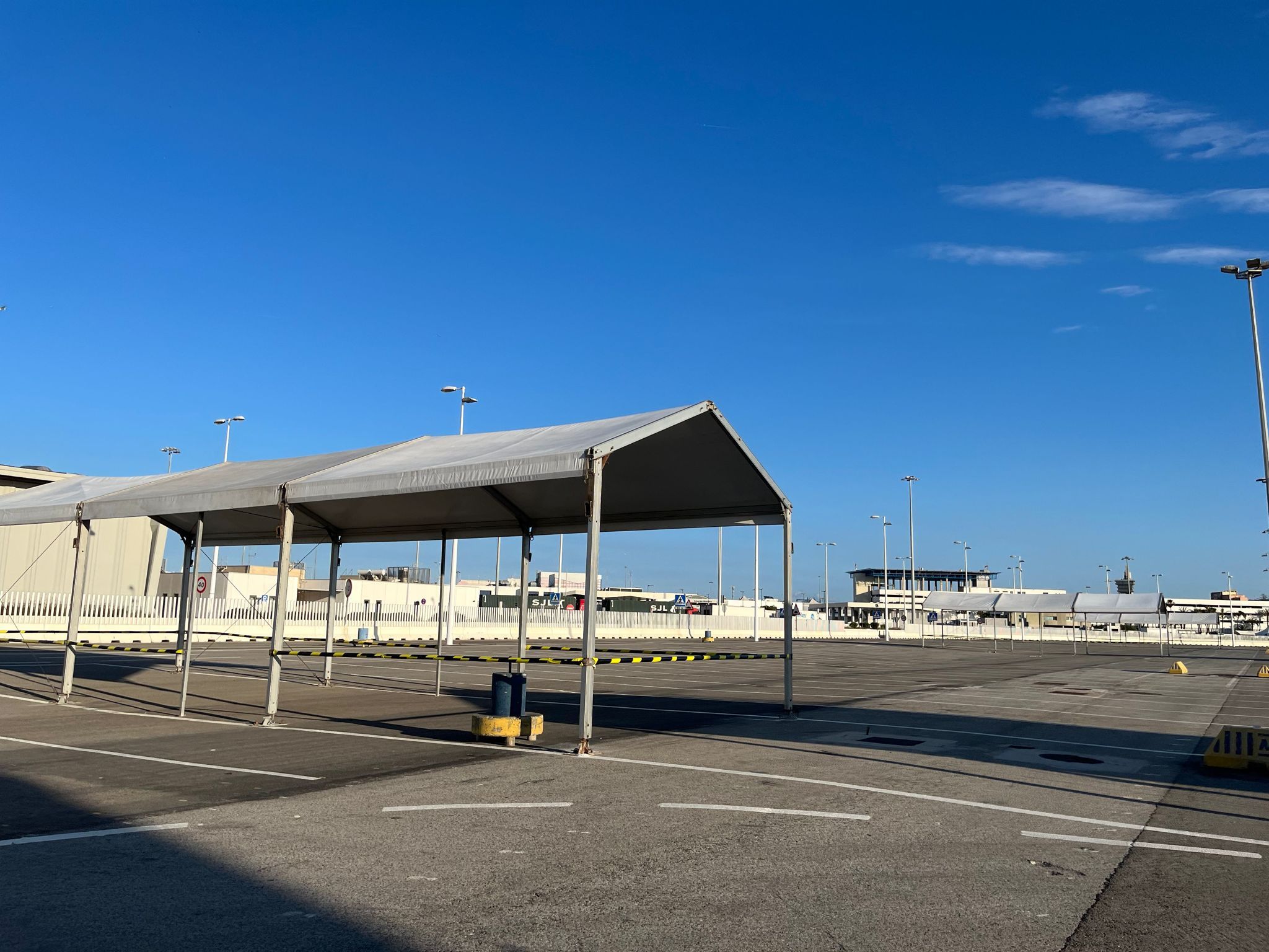 La fluidez reina en los puertos de Algeciras y Tarifa en las primeras horas de la Operación Paso del Estrecho.