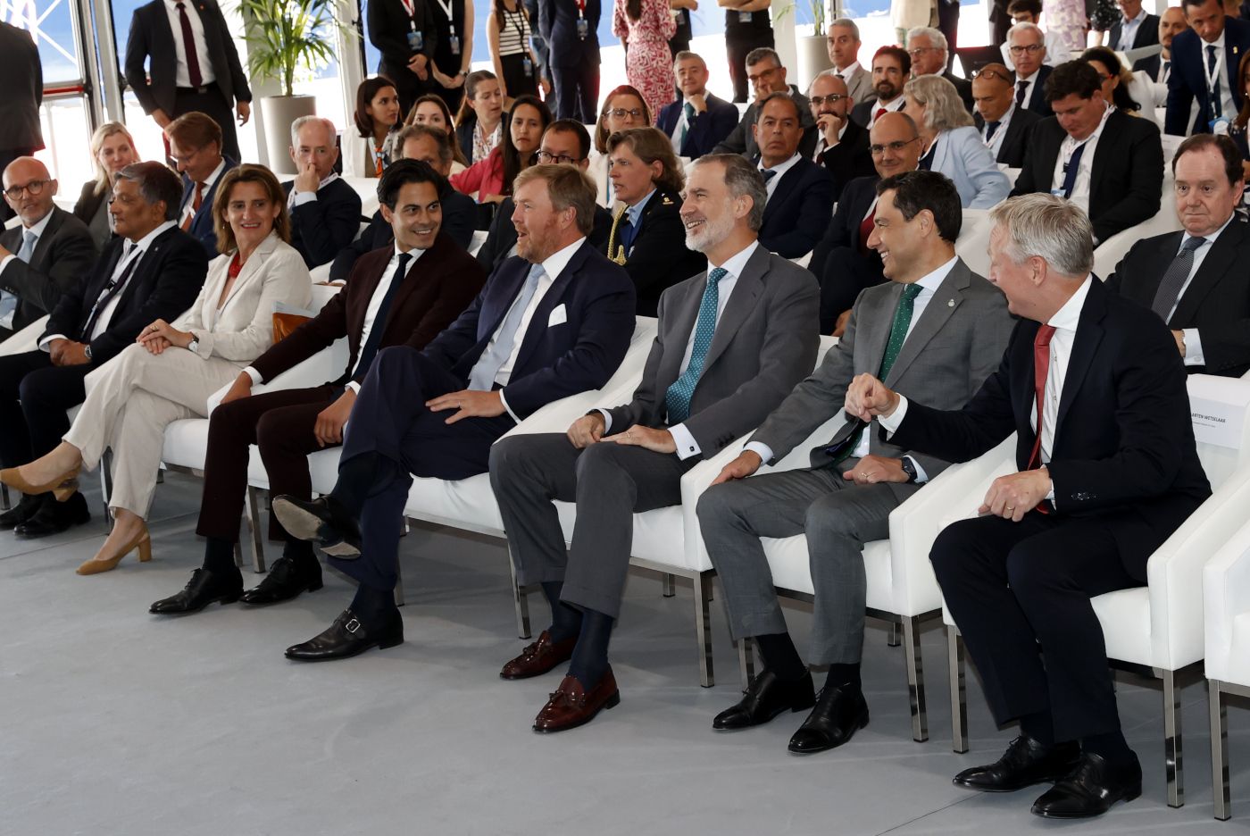 © Casa de S.M. el Rey. Los reyes de España y Holanda visitan el Puerto de Algeciras para respaldar el corredor marítimo de hidrógeno verde entre el Norte y el Sur de Europa © Casa de S.M. el Rey. Los reyes de España y Holanda visitan el Puerto de Algeciras para respaldar el corredor marítimo de hidrógeno verde entre el Norte y el Sur de Europa