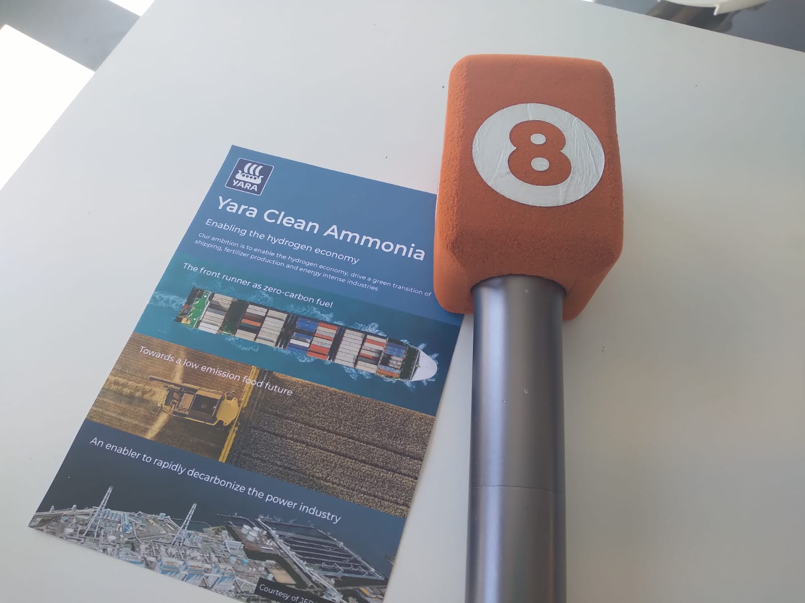 Sandra Domínguez y Mariángeles Benito / 8Directo. Los reyes de España y Holanda visitan el Puerto de Algeciras para respaldar el corredor marítimo de hidrógeno verde entre el Norte y el Sur de Europa Sandra Domínguez y Mariángeles Benito / 8Directo. Los reyes de España y Holanda visitan el Puerto de Algeciras para respaldar el corredor marítimo de hidrógeno verde entre el Norte y el Sur de Europa