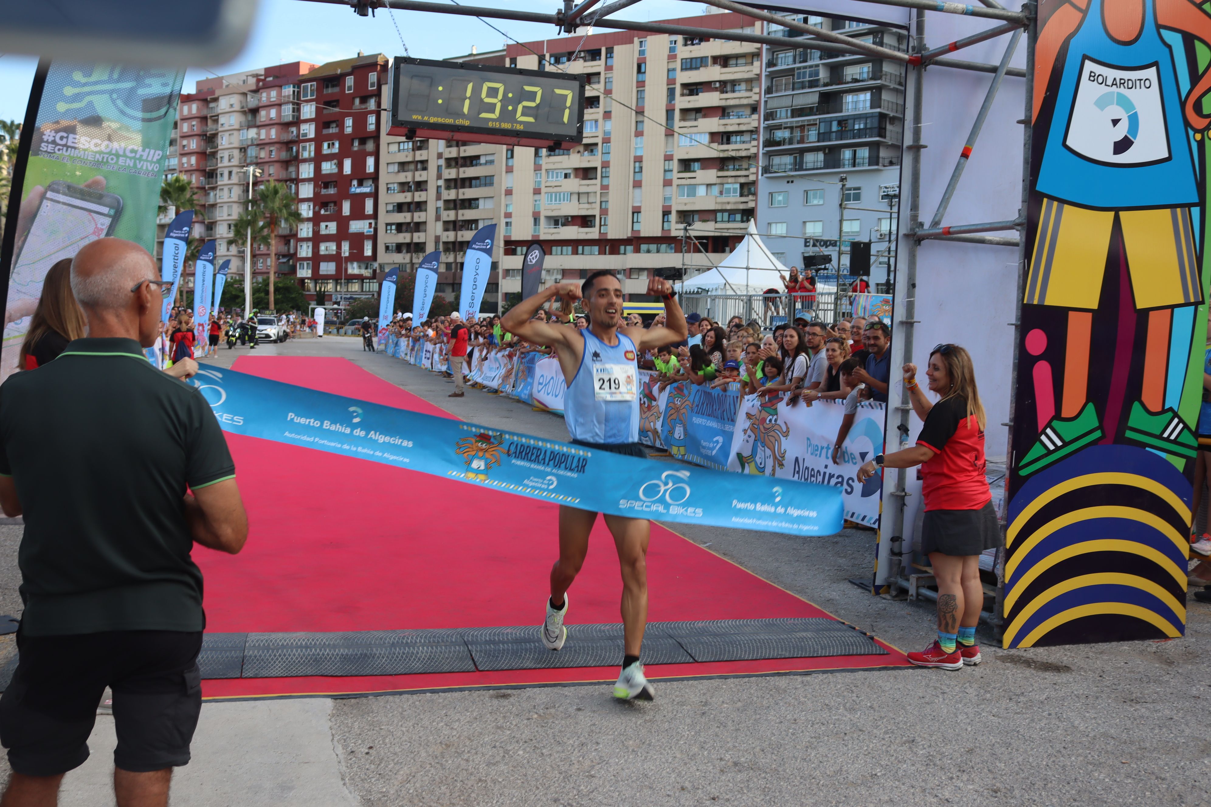 Final de la carrera del puerto, en imagen de archivo. Final de la carrera del puerto, en imagen de archivo.