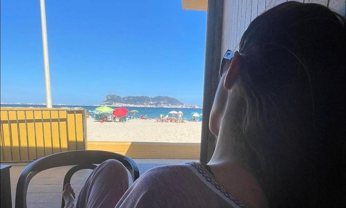 Malú presume de Algeciras en Instagram con una imagen desde El Rinconcillo