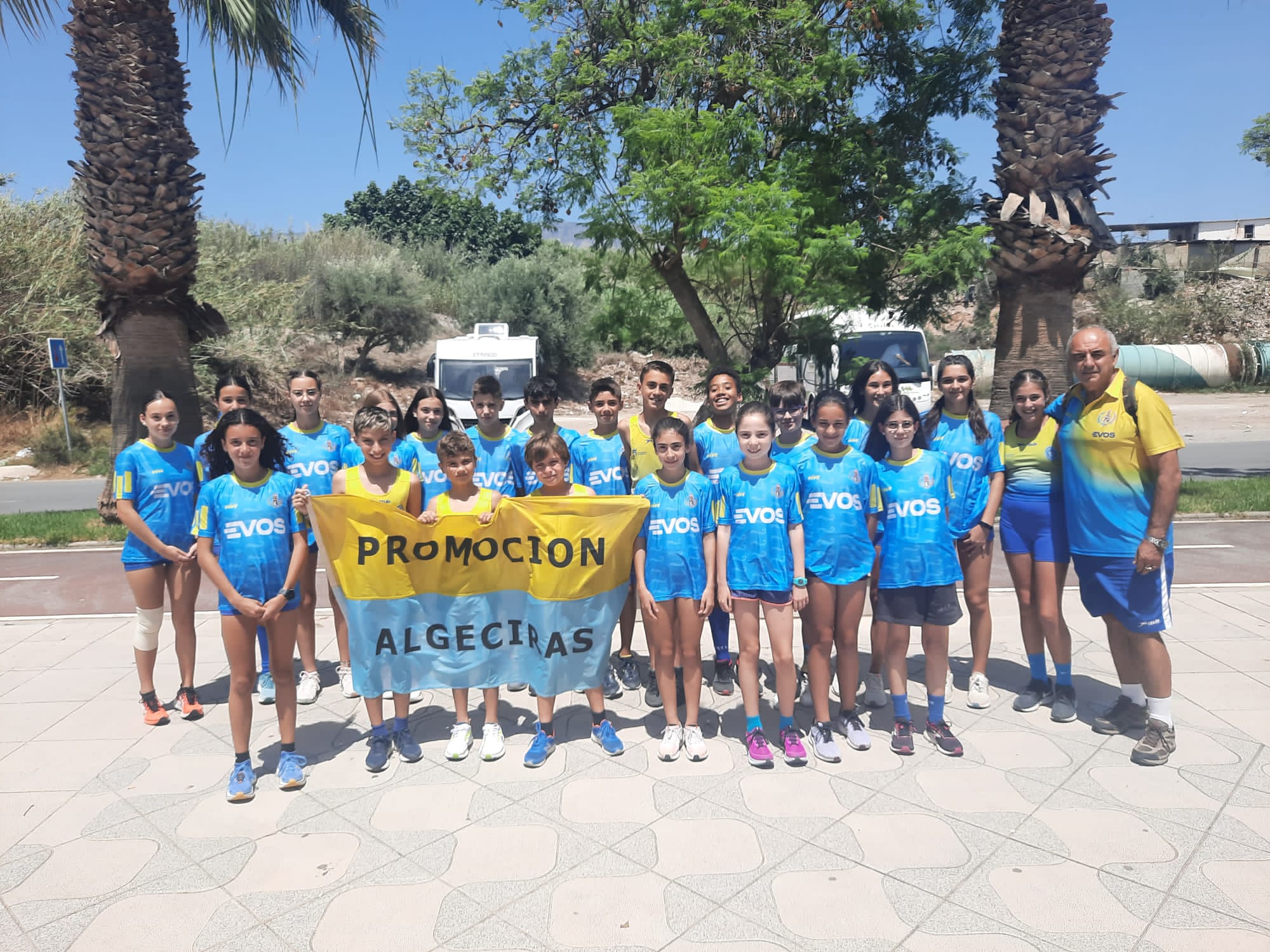 Medalla de bronce para el equipo femenino del CA Bahía de Algeciras en el Andaluz Sub-14