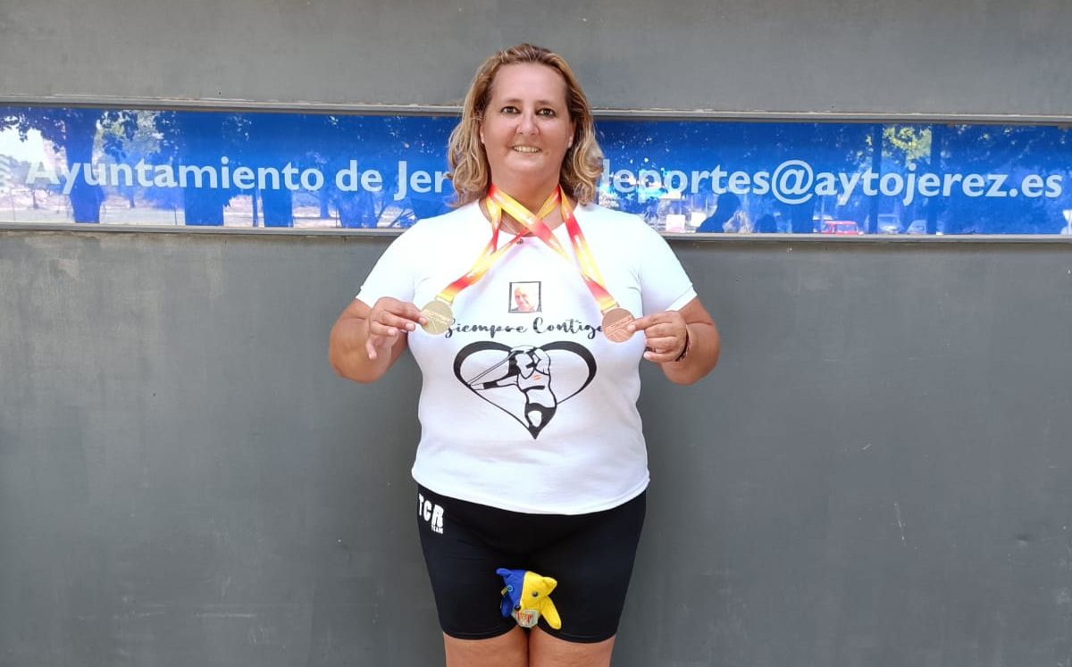 María Teresa Boza, campeona de España en Lanzamiento de Jabalina pese a su lesión