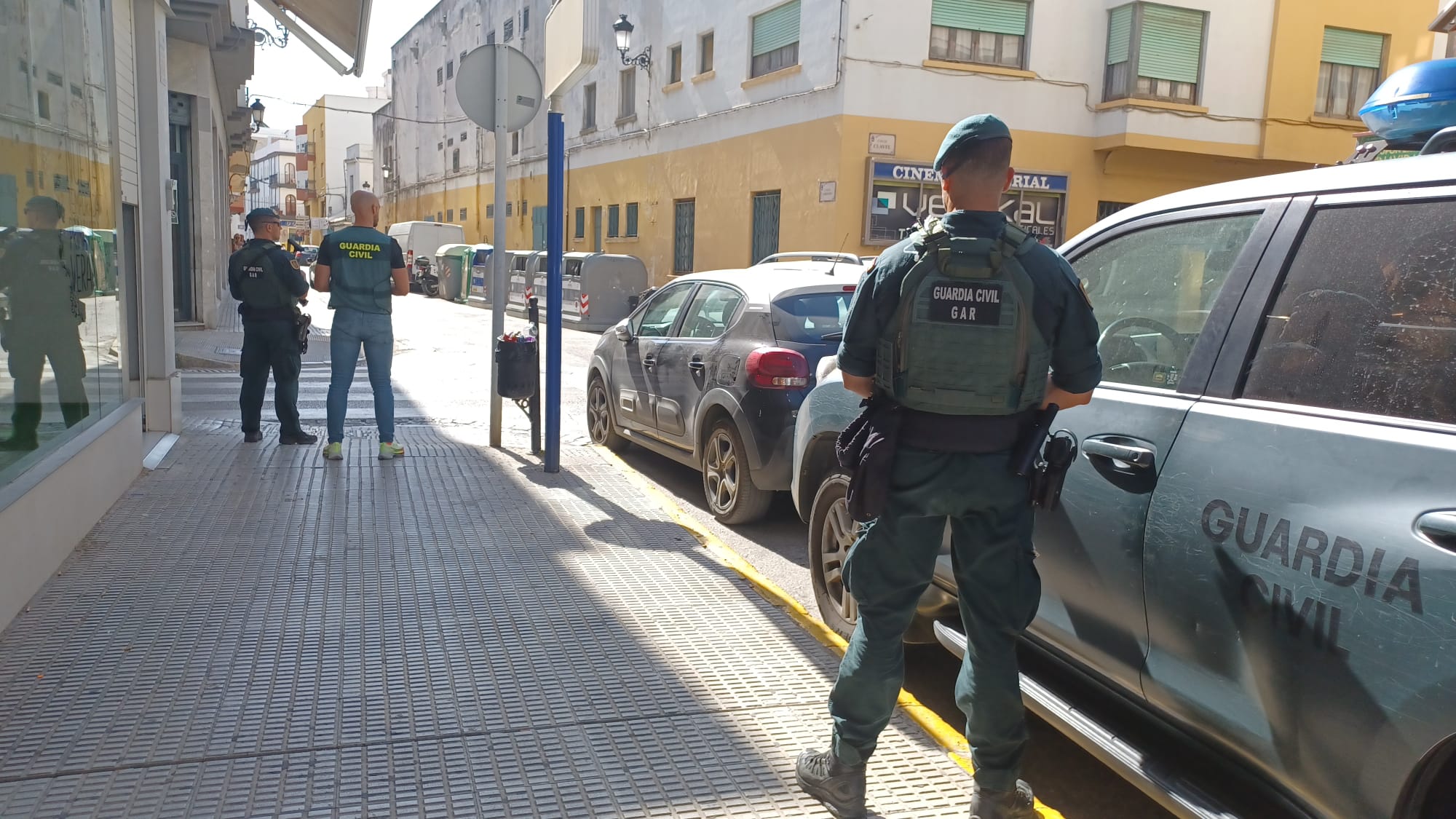 La Guardia Civil realiza una veintena de registros contra el blanqueo de capitales en la comarca