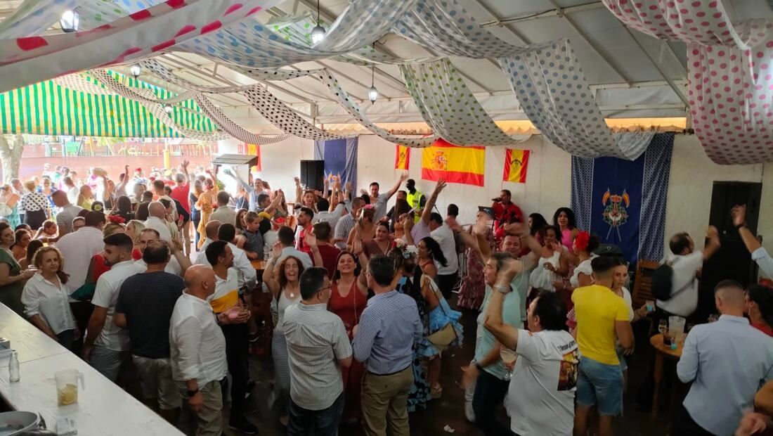 Horarios de cierre de las casetas de la Feria de La Línea, noche a noche.