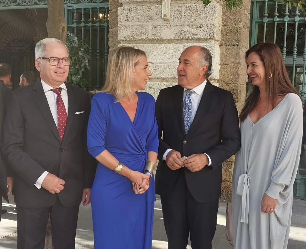 Landaluce felicita a Almudena Martínez, nueva presidenta de Diputación 
