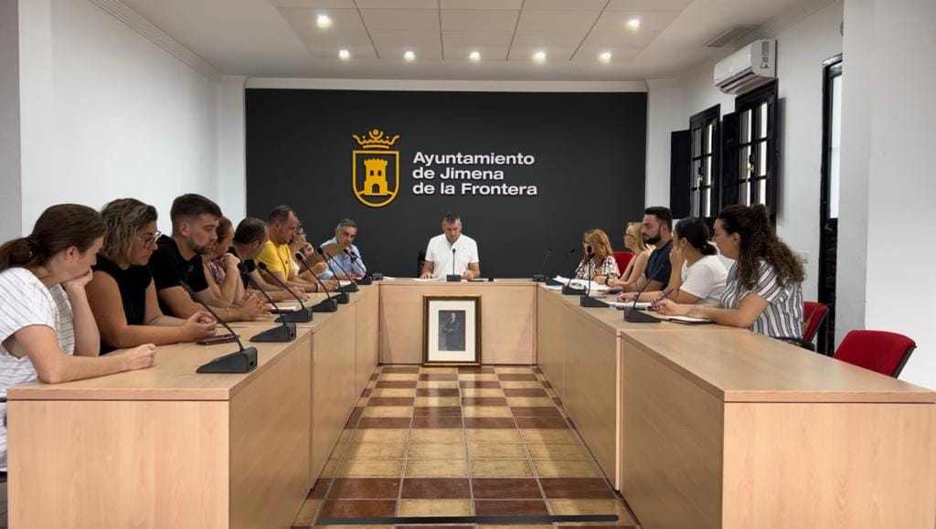 El pleno aprueba los sueldos de la corporación municipal de Jimena