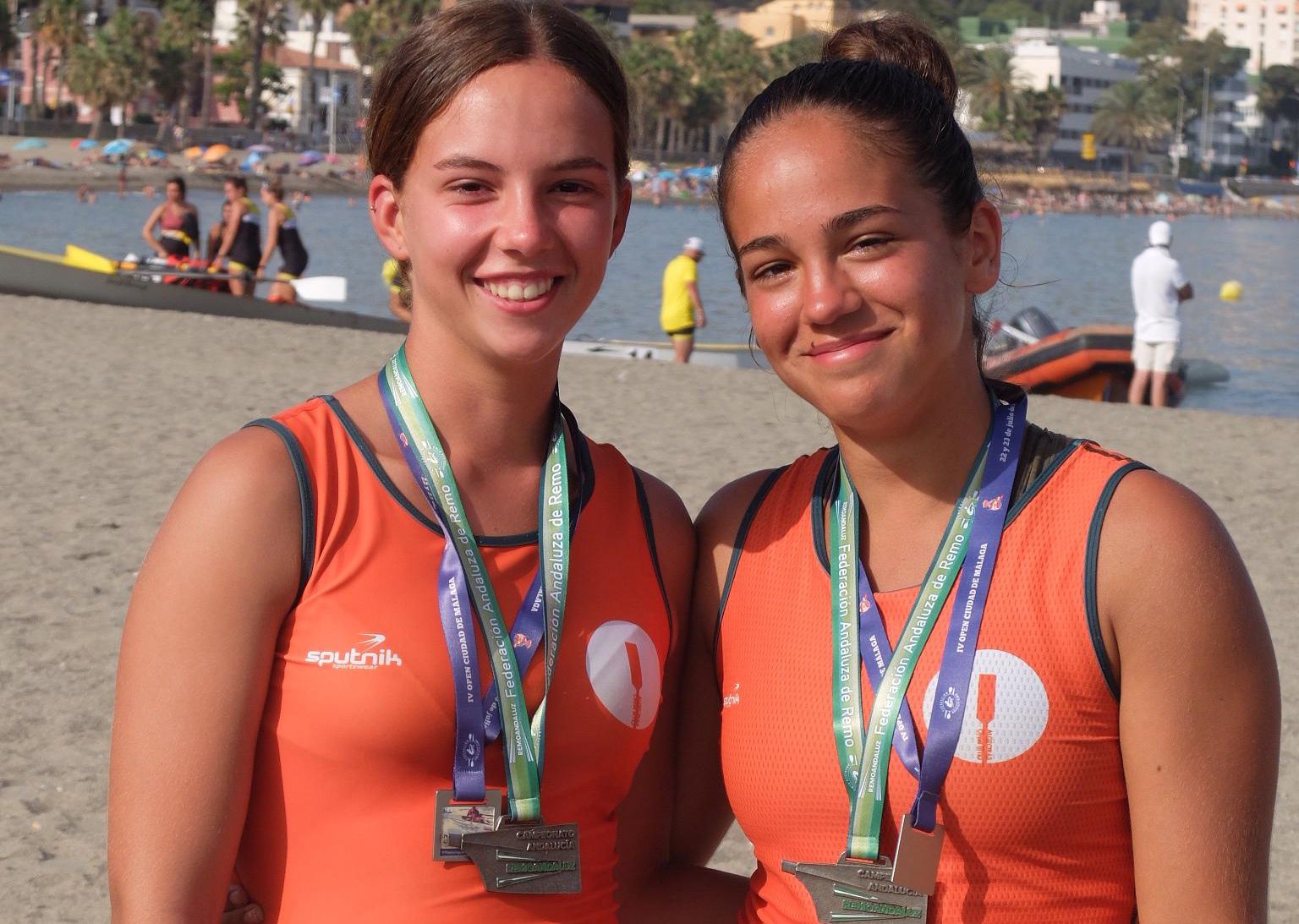 Alejandra García Domínguez y María Díaz Mora, medallistas del Club de Remo Algeciras