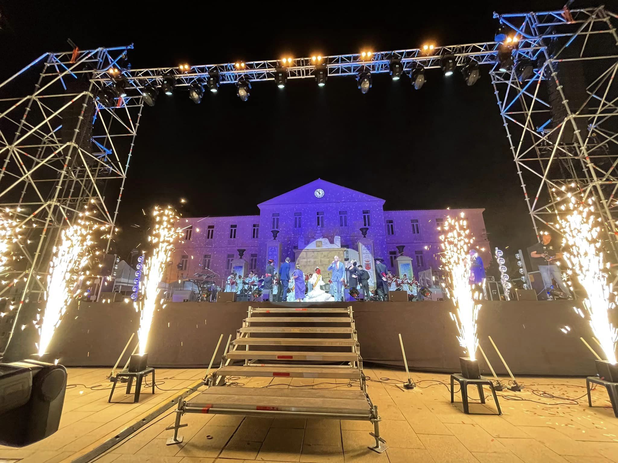 Acto de coronación de la Feria de San Roque. La guía definitiva para disfrutar de la Feria de San Roque 2024