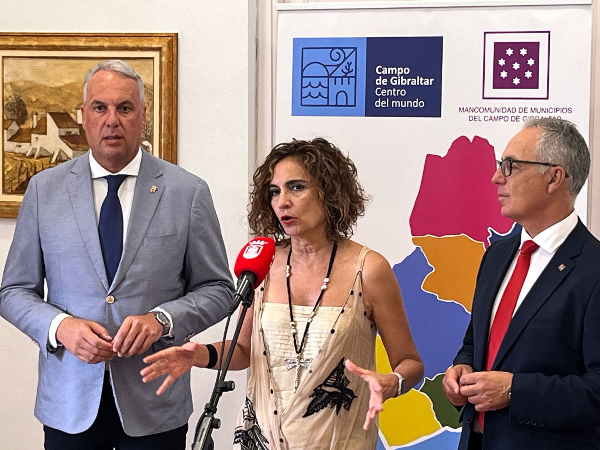 Ruiz Boix muestra su apoyo a Montero y asegura que reúne "todos los atributos necesarios" para "liderar" Andalucía. 